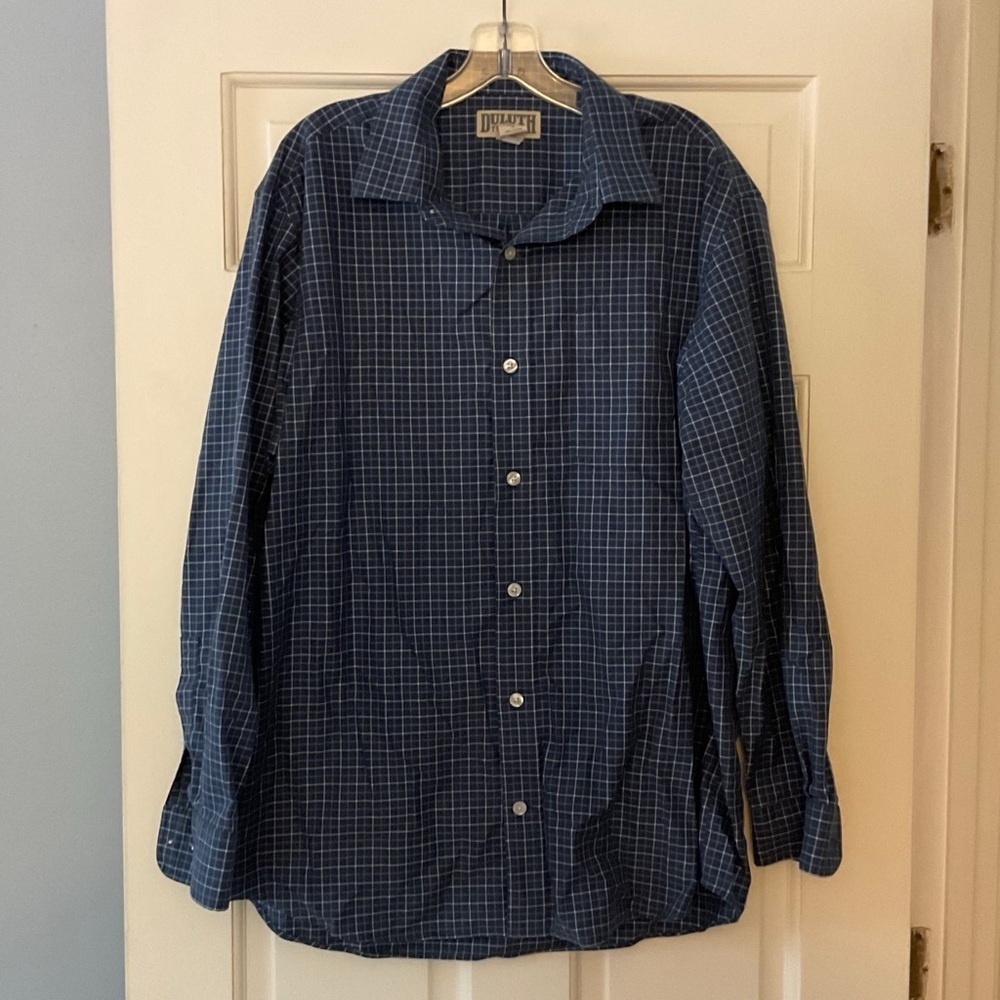 Duluth Trading Men's Button Up Shirt Blue‎ Plaid Size L Work Business Office